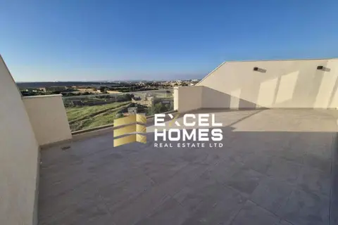 3 Bedroom Penthouse To Rent in Qrendi