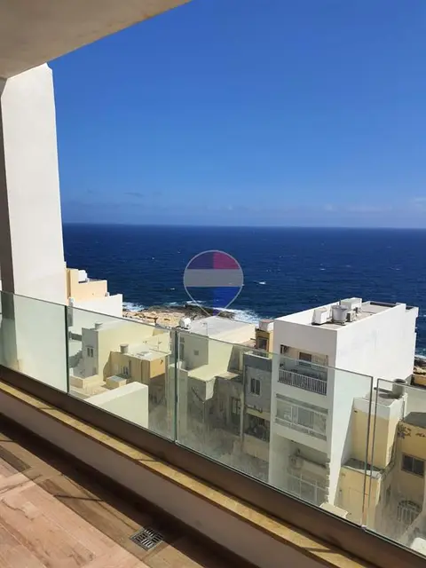 2 bedroom Penthouse to rent in Xghajra