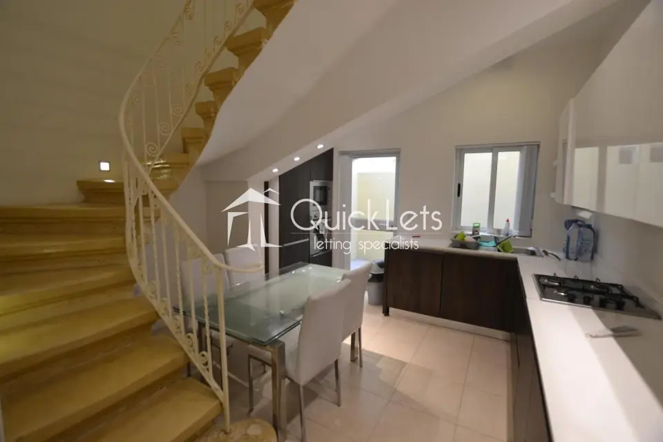 2 bedroom Townhouse to rent in Gzira