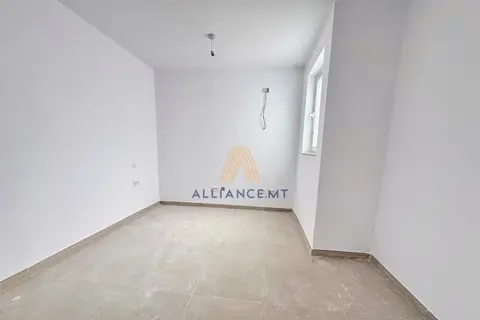 3 Bedroom Penthouse For Sale in Xemxija