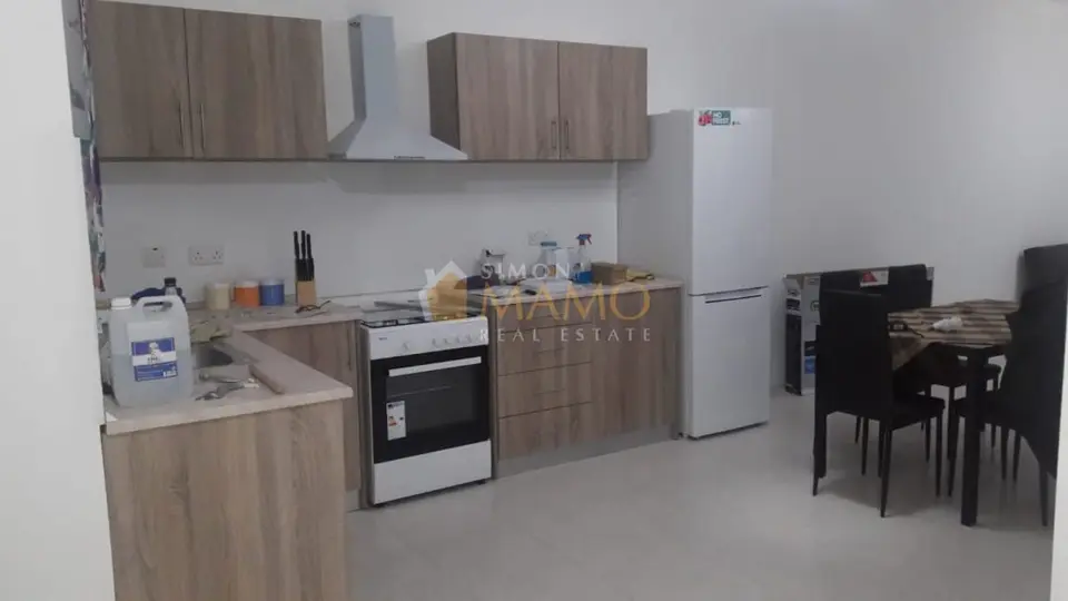 Malta real estate: Furnished 3 Bedroom Maisonette in Qawra