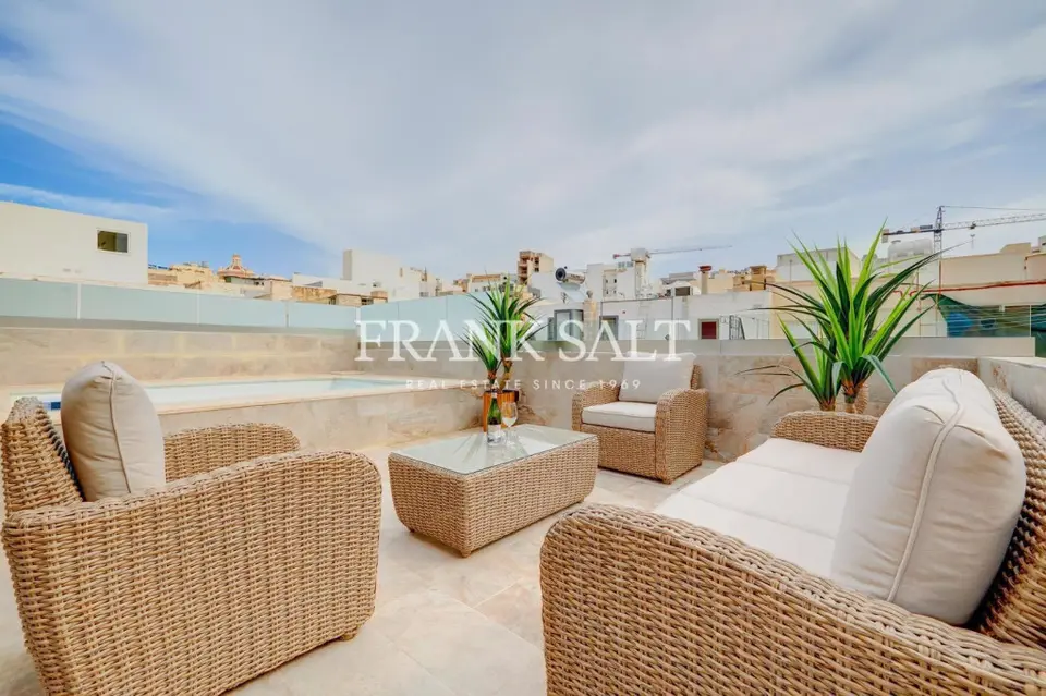 Sliema, Furnished Townhouse