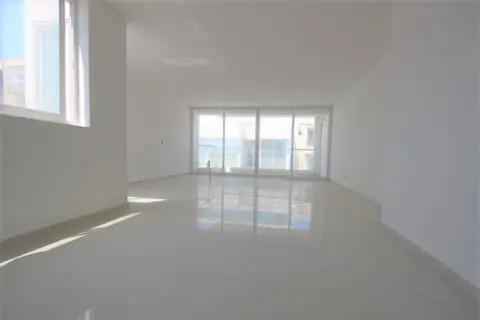 3 Bedroom Apartment For Sale in Swieqi