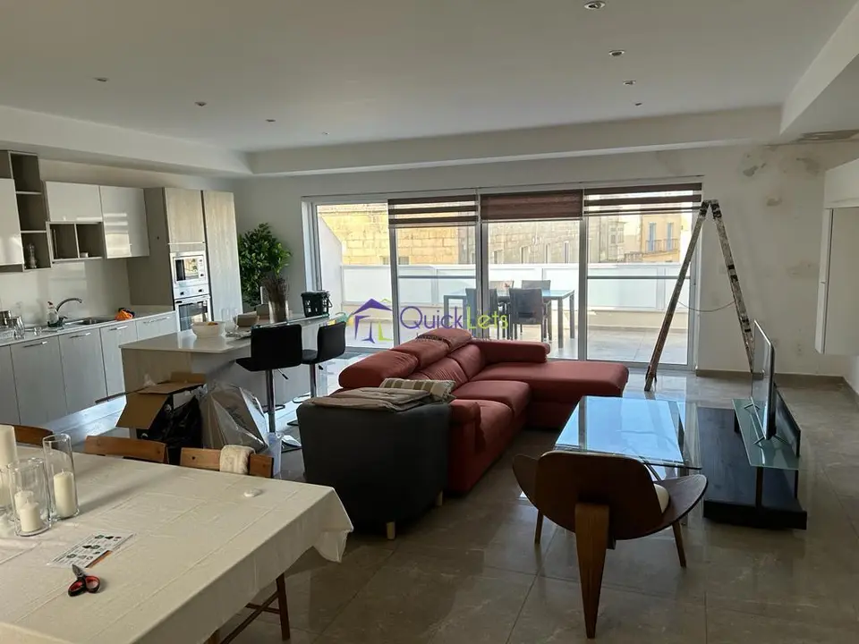 2 bedroom Apartment to rent in Sliema