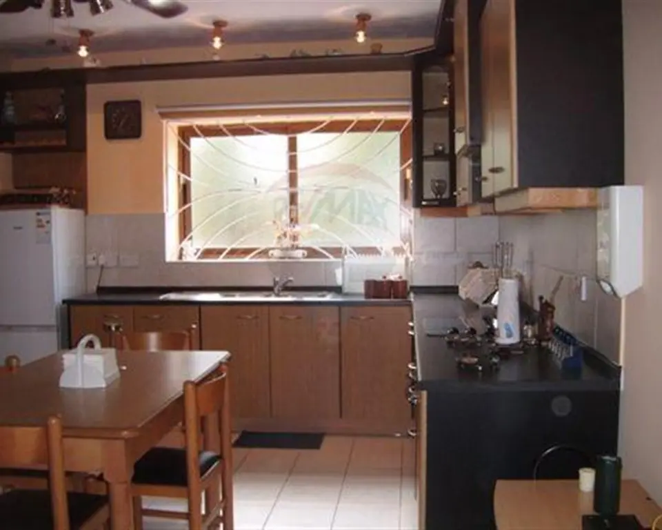 2 bedroom Maisonette to rent in Madliena