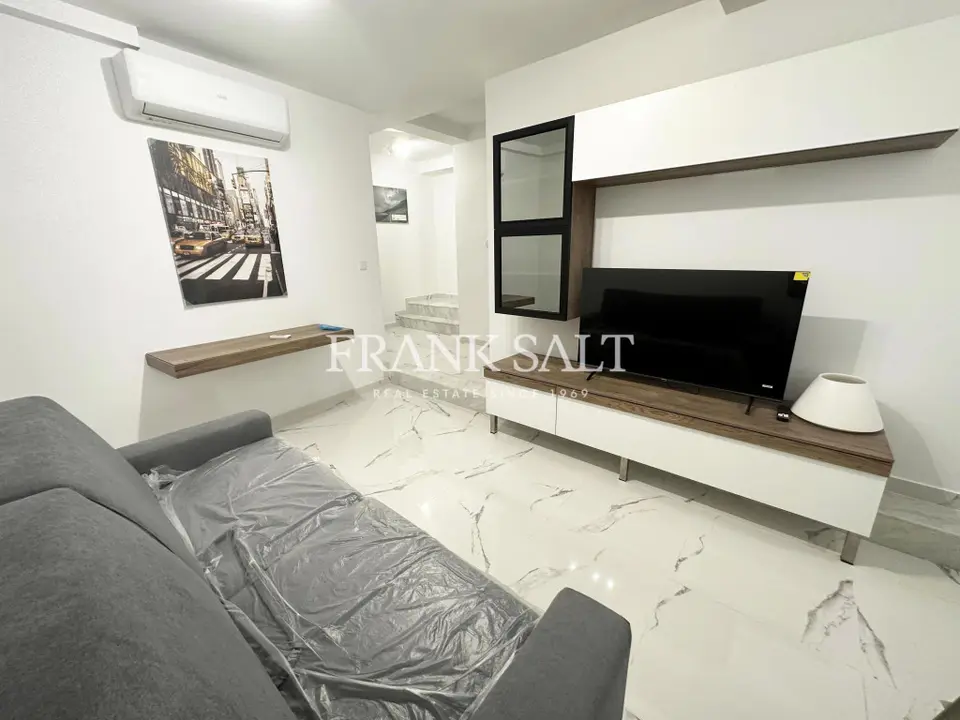 Msida, Furnished Maisonette