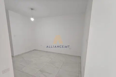 3 Bedroom Maisonette For Sale in Mellieha
