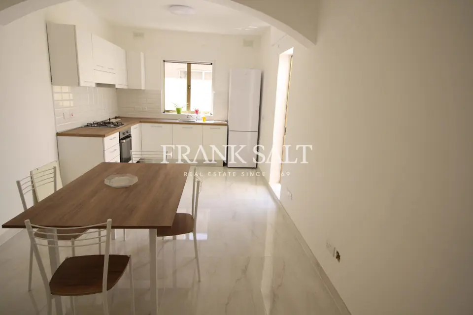3 bedroom Townhouse to rent in Ta' Xbiex