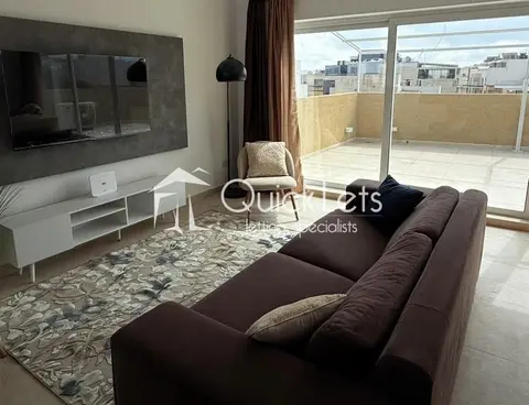 2 bedroom Penthouse to rent in Swieqi