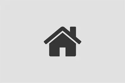 Garage (Residential) for sale in Iklin
