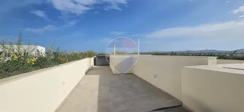 2 Bedroom Penthouse For Sale in Mosta
