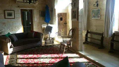 2 bedroom House of Character to rent in Siggiewi