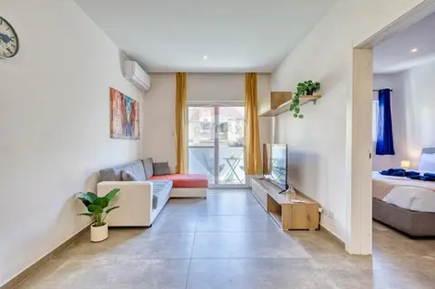 1 bedroom Maisonette for sale in Gzira