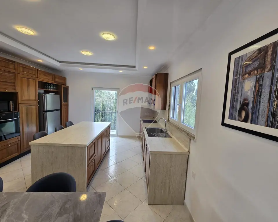 3 bedroom Penthouse Duplex to rent in San Gwann
