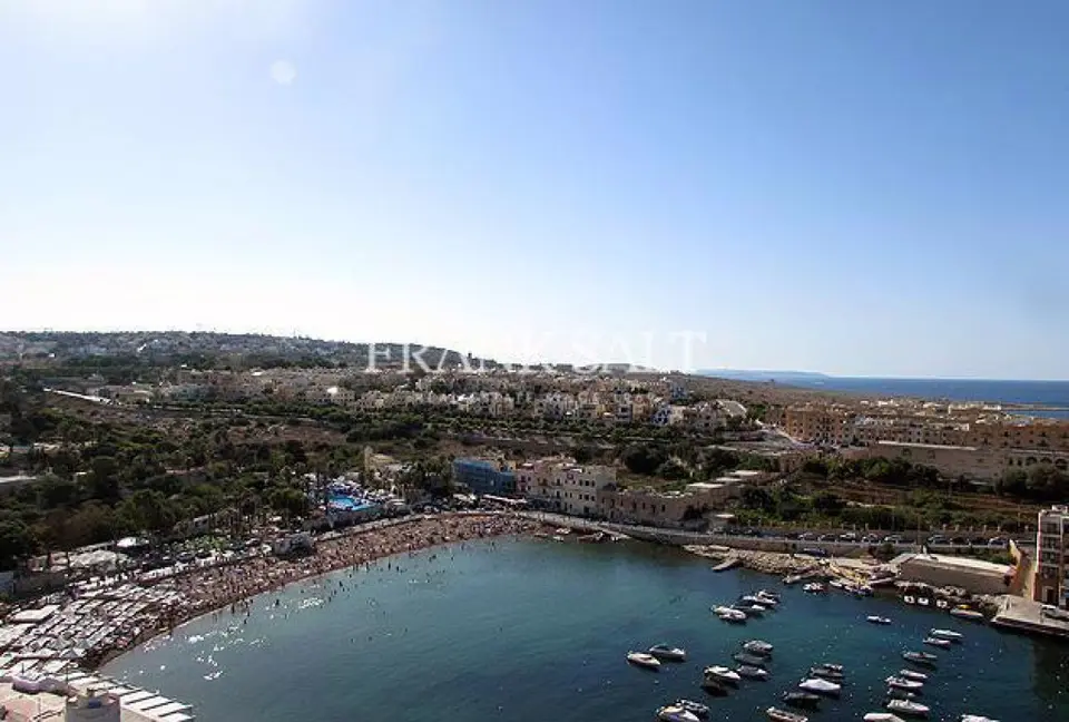 St Julians, Furnished Penthouse