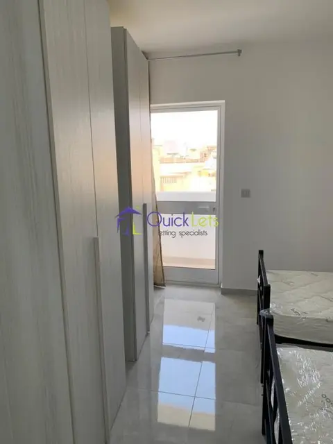 Appartement 2 chambres à louer à Luqa