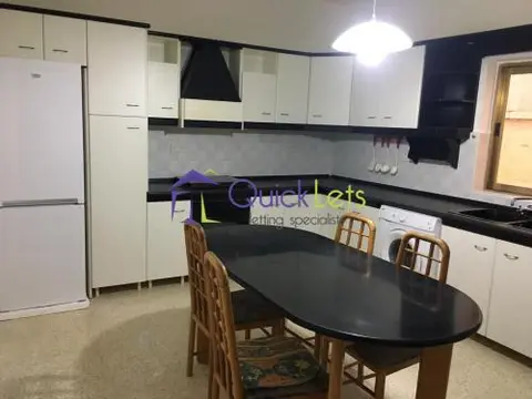 2 bedroom Apartment to rent in Marsaskala