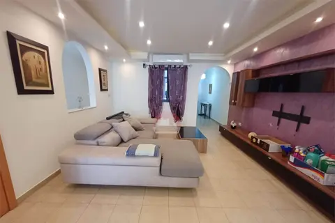 3 Bedroom Maisonette For Sale in Attard