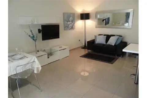 2 bedroom Apartment to rent in Sliema