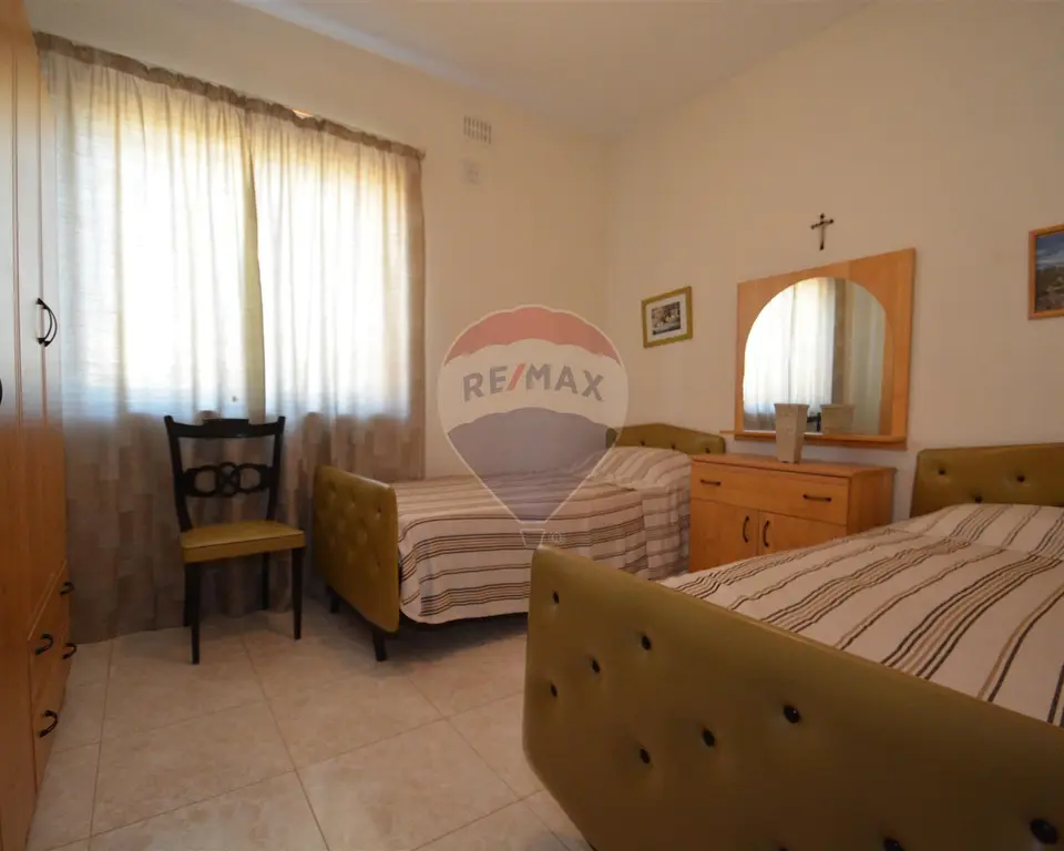 3 bedroom Apartment to rent in Birzebbuga
