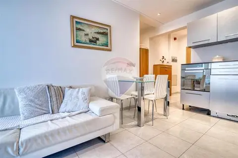 1 bedroom Apartment to rent in St Julian's