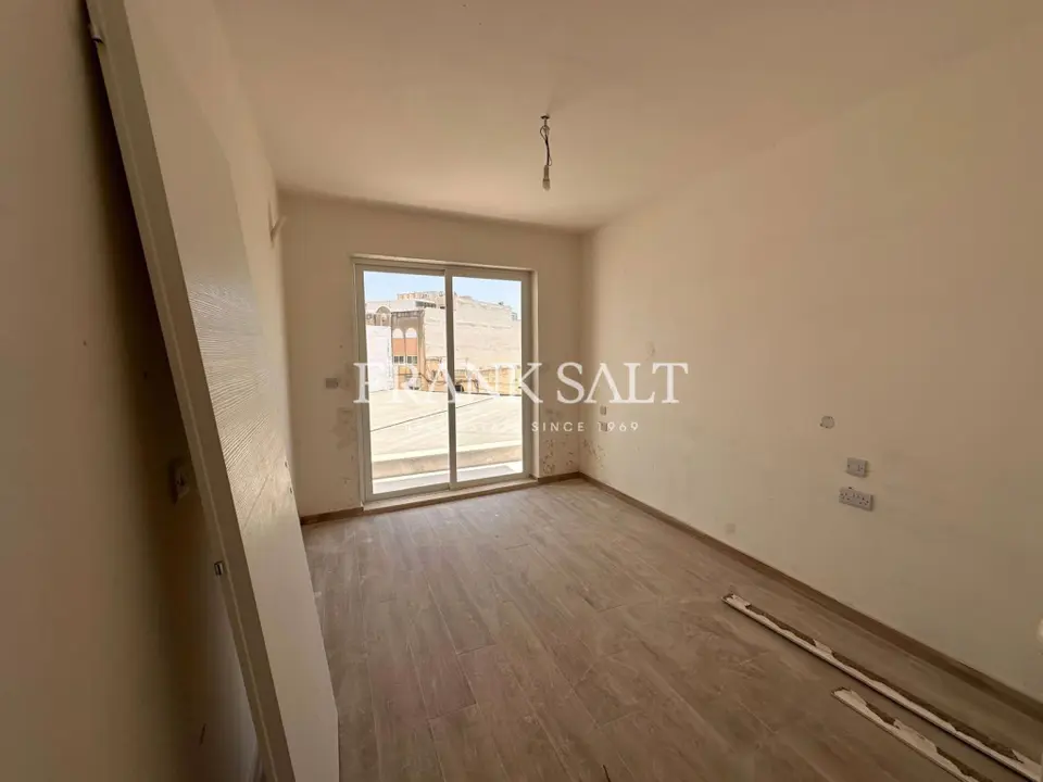 Gzira, Apartment