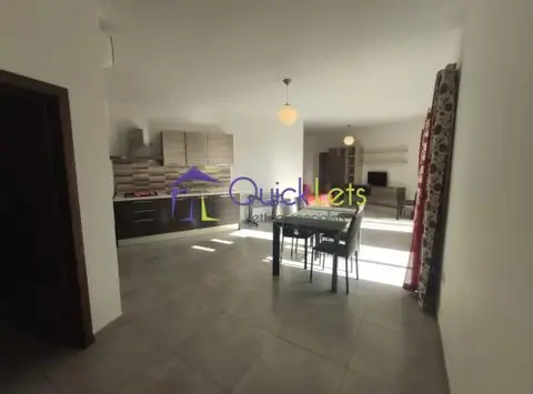 2 bedroom Penthouse to rent in San Gwann