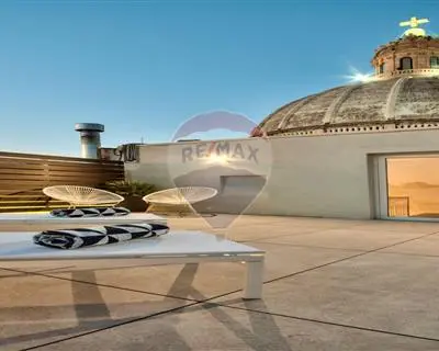 1 bedroom Studio Flat to rent in Valletta