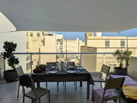 2 bedroom Penthouse to rent in Sliema