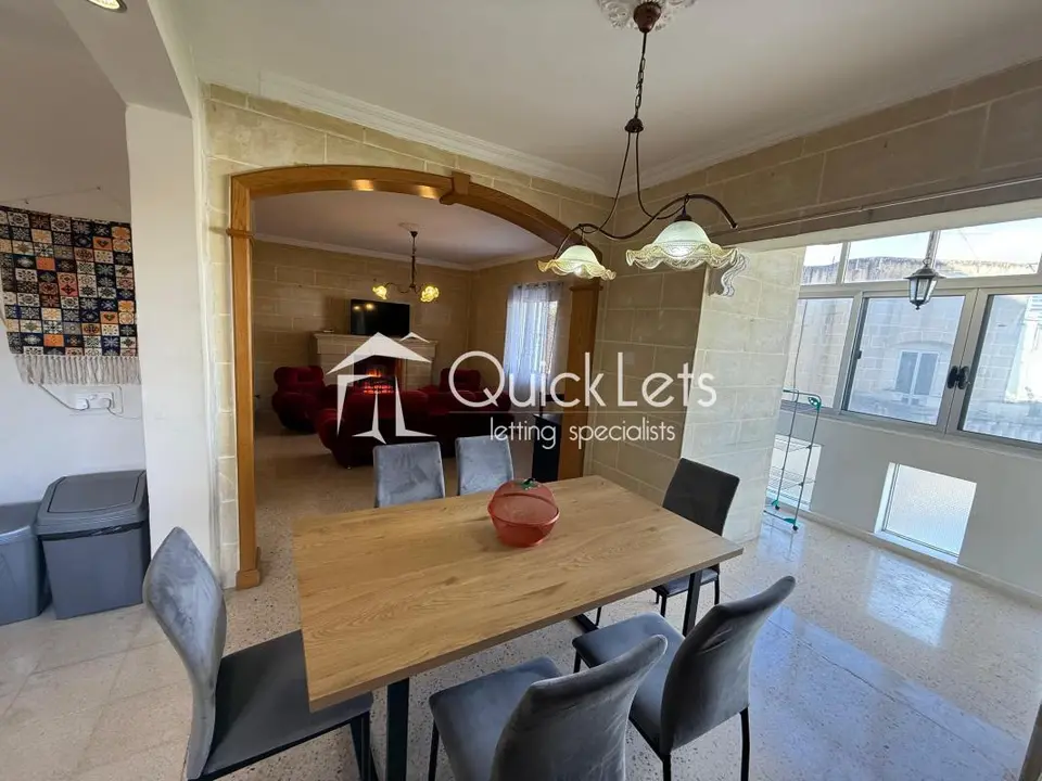 3 bedroom Apartment to rent in Ta' Xbiex