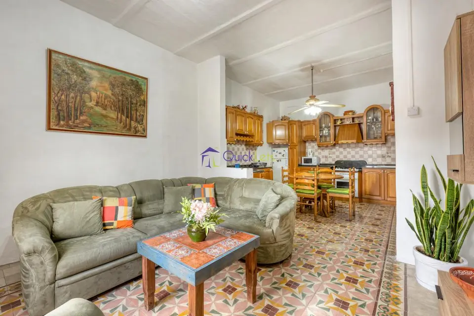 2 bedroom Apartment to rent in Ta' Xbiex