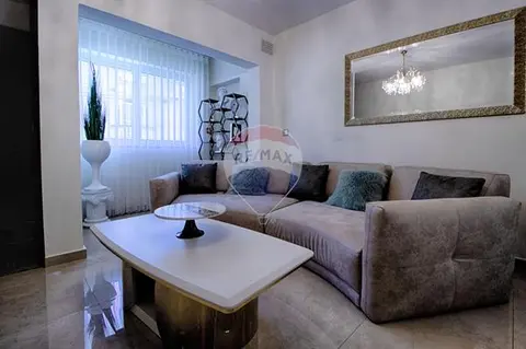 2 bedroom Maisonette for sale in Iklin