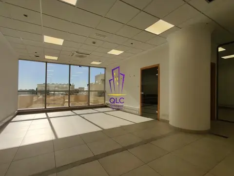 Office to rent in St. Julians