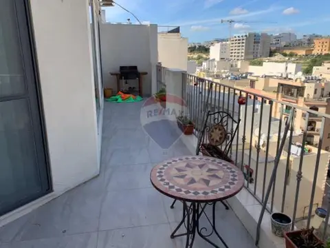 1 bedroom Penthouse for sale in St Julian's