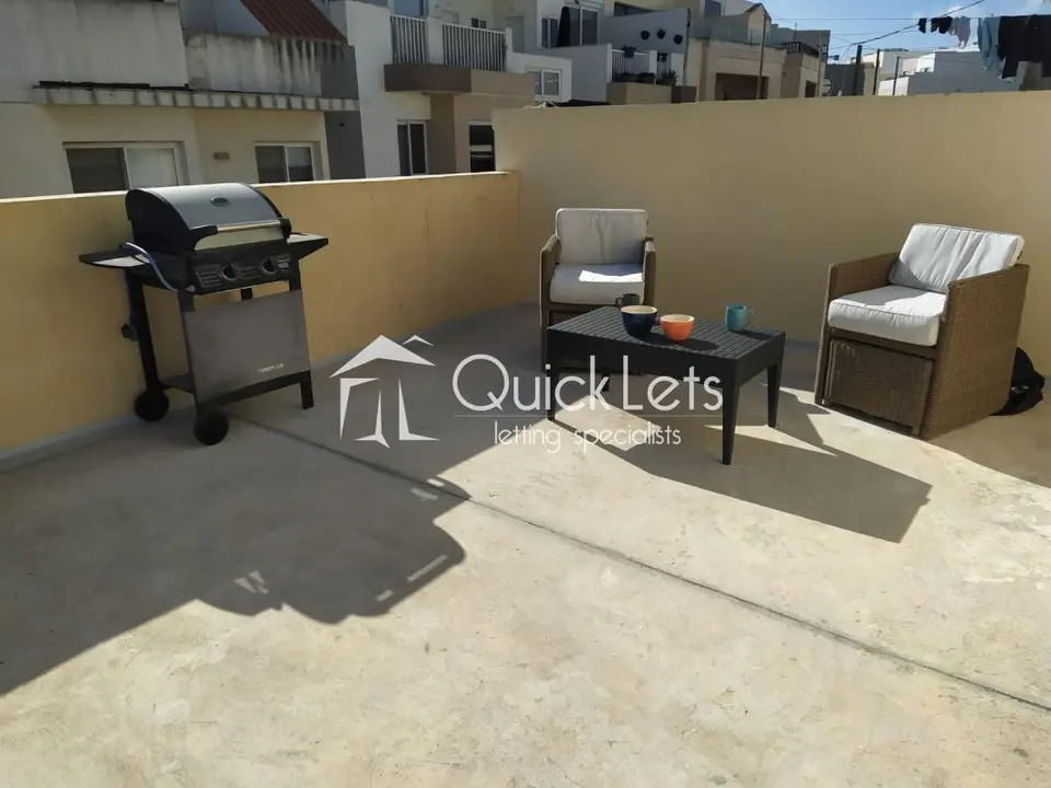 2 bedroom Top Floor Apartment to rent in Msida