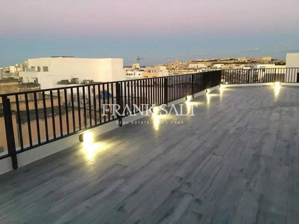 Msida, Furnished Penthouse