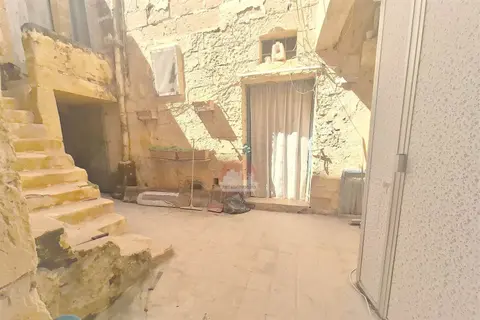 House of Character For Sale in Siggiewi