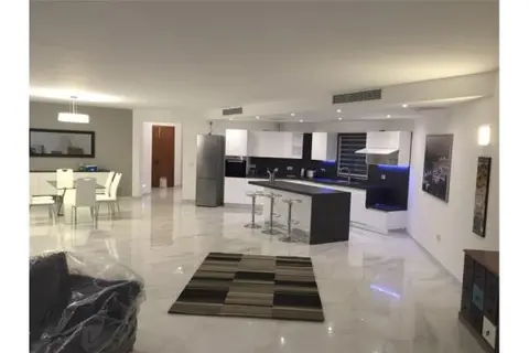 3 bedroom Apartment to rent in Ta' Xbiex