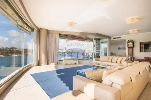 2 bedroom Apartment to rent in Sliema