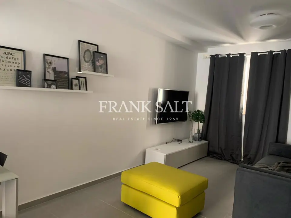 Swieqi, Furnished Apartment