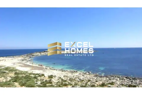 3 Bedroom Apartment For Sale in Qawra
