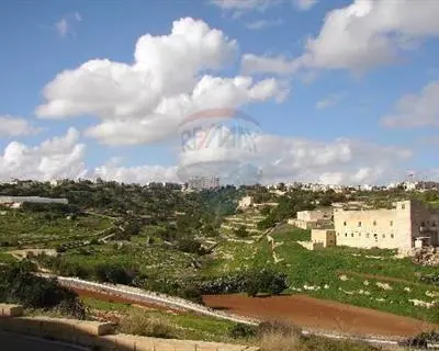 2 bedroom Apartment to rent in St Julian's