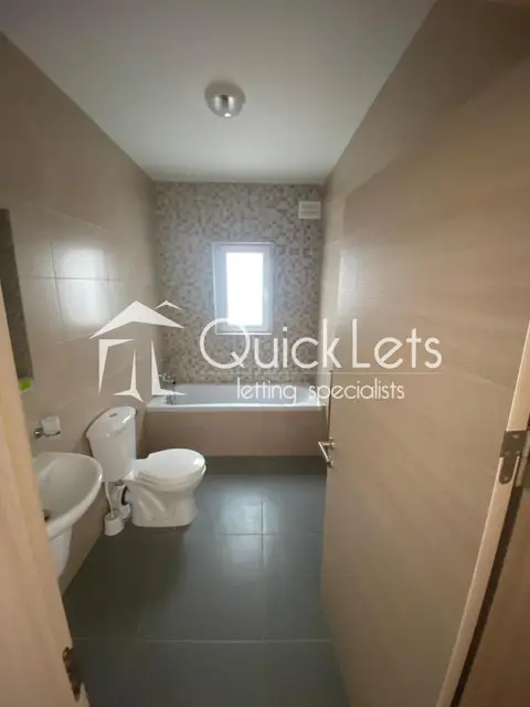 2 bedroom Apartment to rent in Marsaxlokk