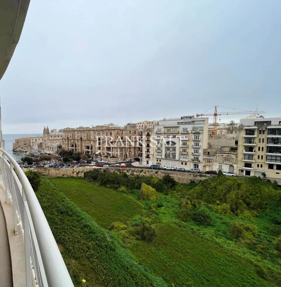St Julians, Apartment