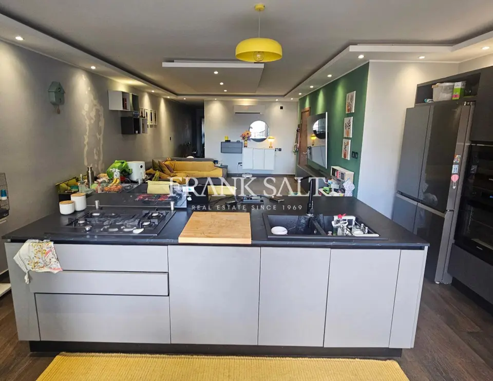 St Pauls Bay Furnished Apartment