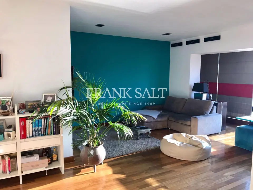 St Julians, Furnished Apartment
