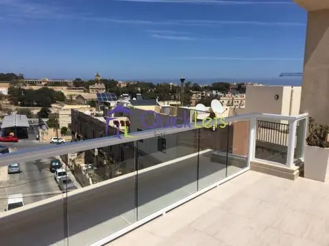 2 bedroom Penthouse to rent in Swieqi