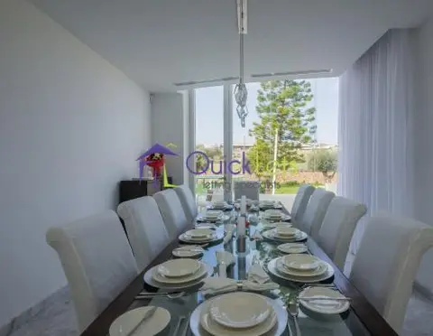 4 bedroom Detached Villa to rent in Rabat