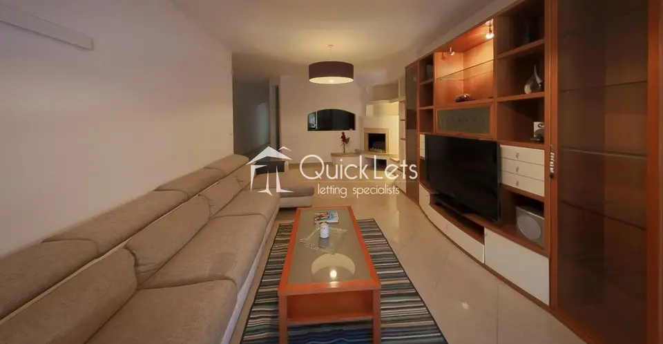 3 bedroom Maisonette to rent in Mosta