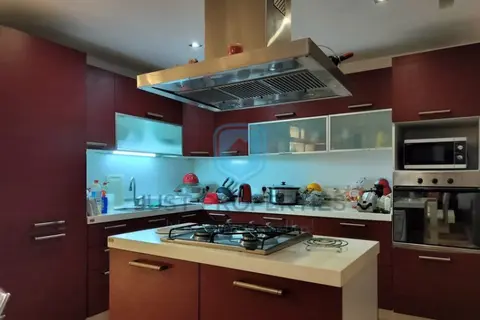 4 Bedroom Maisonette For Sale in Bugibba